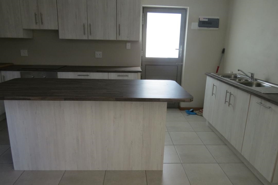 4 Bedroom Property for Sale in Stilbaai Wes Western Cape